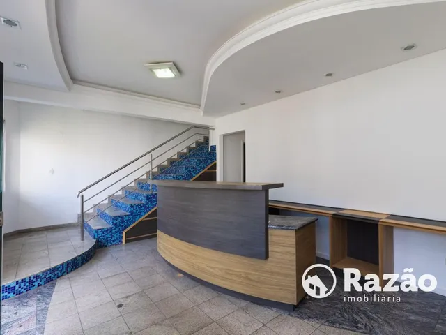 Prédio para alugar, no bairro Santa Quitéria em Curitiba