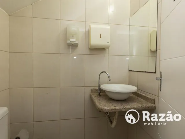 Prédio para alugar, no bairro Santa Quitéria em Curitiba