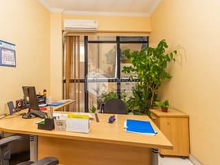 Foto do Prédio-Casa comercial para venda em Liberdade, 700m²