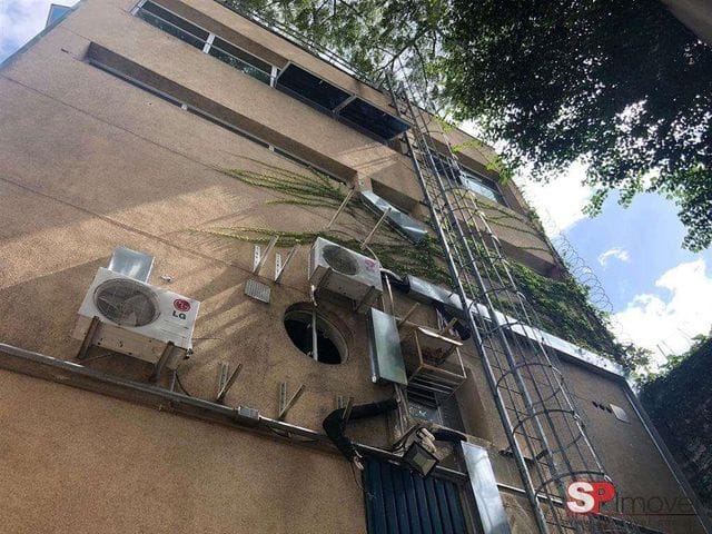Prédio para alugar, no bairro Vila Anastácio em São Paulo