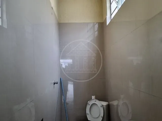 Prédio com 160m², para alugar, no bairro Jardim Rosalina em São Paulo