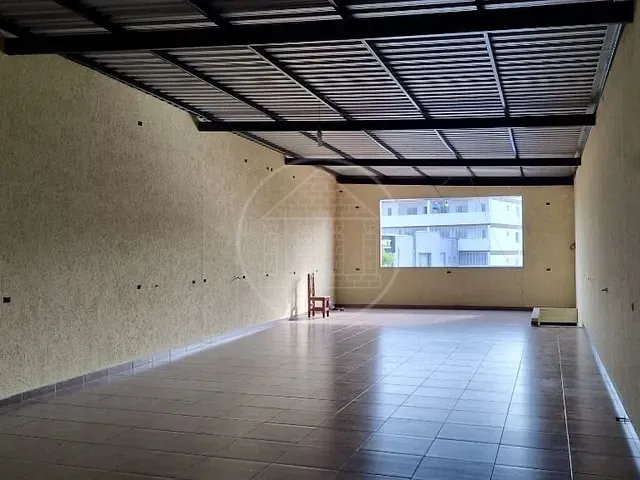 Prédio com 160m², para alugar, no bairro Jardim Rosalina em São Paulo