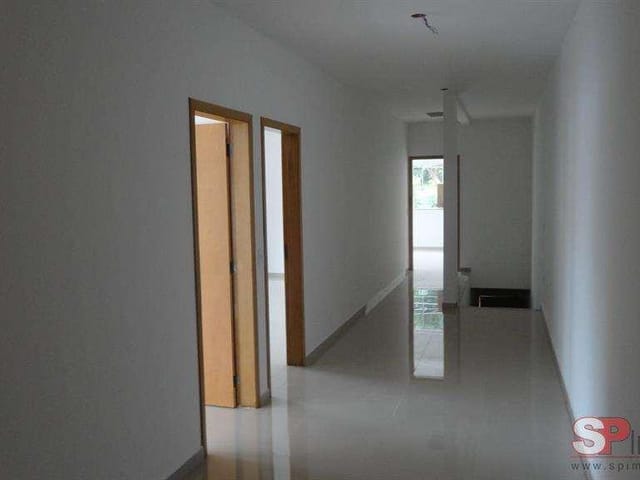 Prédio para alugar, no bairro Vila Albertina em São Paulo