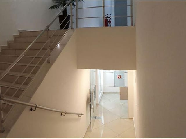 Prédio com 1000m², para alugar, no bairro Vila Carrão em São Paulo