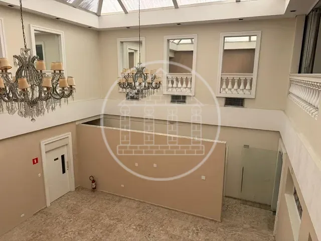 Prédio com 1200m², para alugar, no bairro Vila Nova Conceição em São Paulo