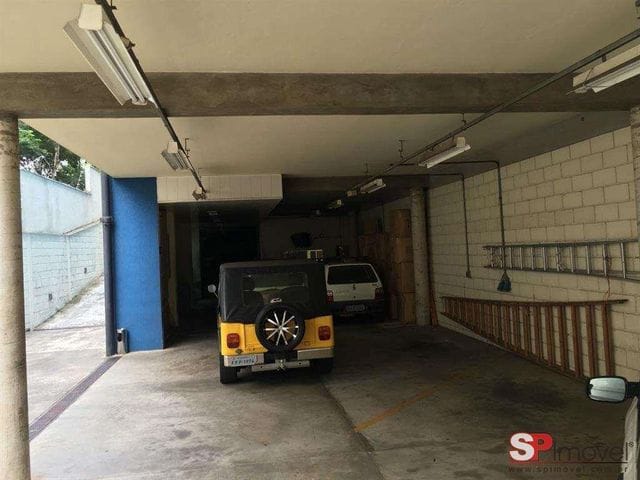 Prédio à venda, no bairro Vila Ester (Zona Norte) em São Paulo