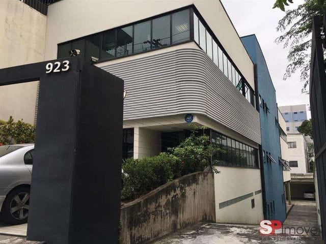 Prédio à venda, no bairro Vila Ester (Zona Norte) em São Paulo