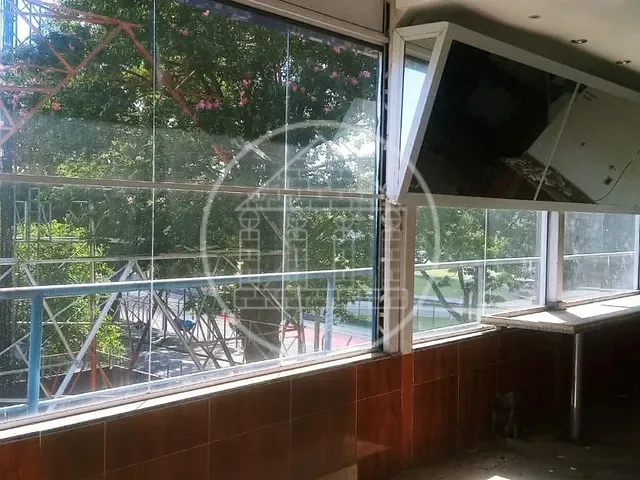 Prédio com 568m², para alugar, no bairro Parque Alto do Rio Bonito em São Paulo