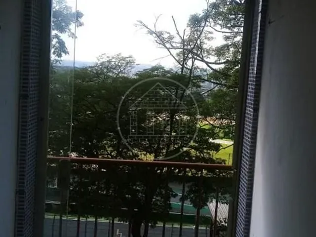 Prédio com 568m², para alugar, no bairro Parque Alto do Rio Bonito em São Paulo