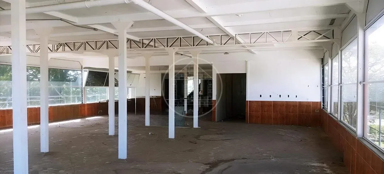 Prédio Inteiro, 2024 m² - Foto 2