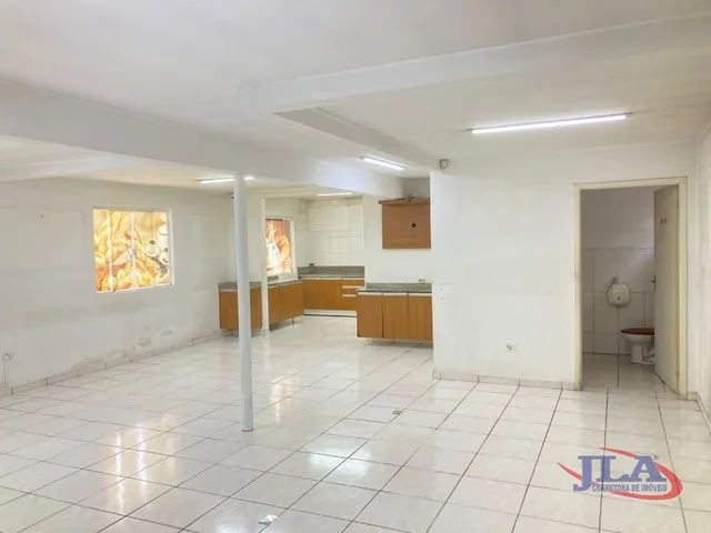 Prédio para alugar, no bairro Cabral em Curitiba