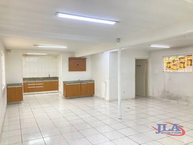 Prédio para alugar, no bairro Cabral em Curitiba