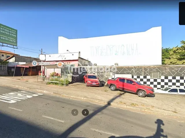 Prédio com 375m², à venda, no bairro Jardim Santana em Valinhos