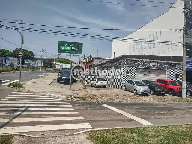 Prédio com 375m², à venda, no bairro Jardim Santana em Valinhos