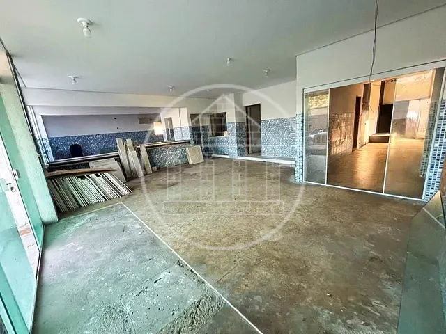 Prédio com 10000m², para alugar, no bairro Jurubatuba em São Paulo