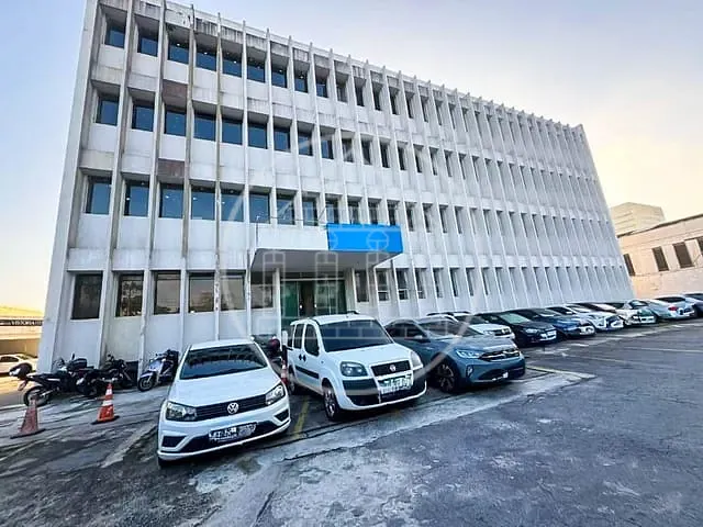 Prédio com 10000m², para alugar, no bairro Jurubatuba em São Paulo