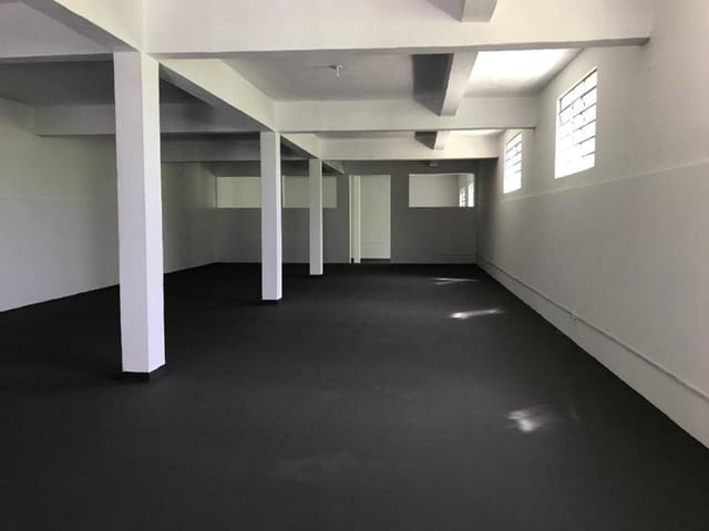 Prédio com 500m², para alugar, no bairro Vila Santa Catarina em São Paulo