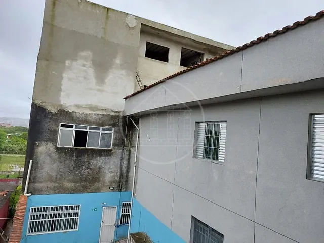 Prédio com 800m², à venda, no bairro Chácara Cocaia em São Paulo