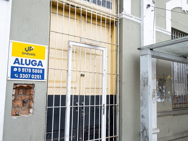 Prédio para alugar, no bairro Centro em Pelotas