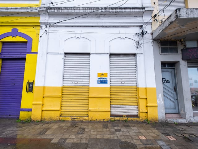 Prédio para alugar, no bairro Centro em Pelotas