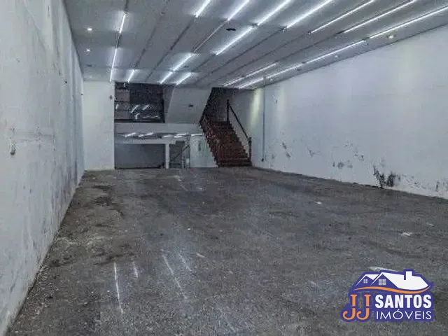 Prédio com 217m², para alugar, no bairro Mooca em São Paulo