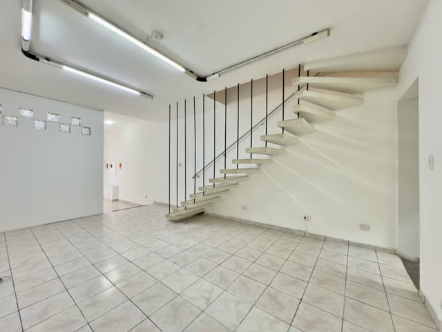 Prédio com 68m², à venda, no bairro Chácara Santo Antônio (Zona Sul) em São Paulo