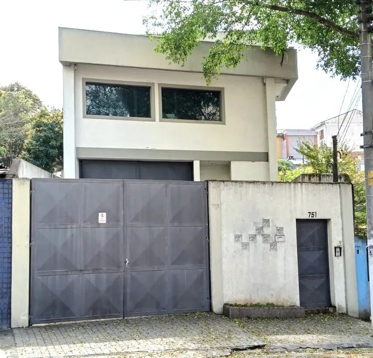 Casa comercial para venda em São Judas, 331m²