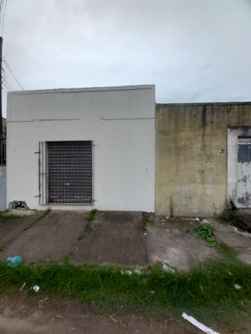 Prédio à venda, no bairro São Gonçalo em Pelotas