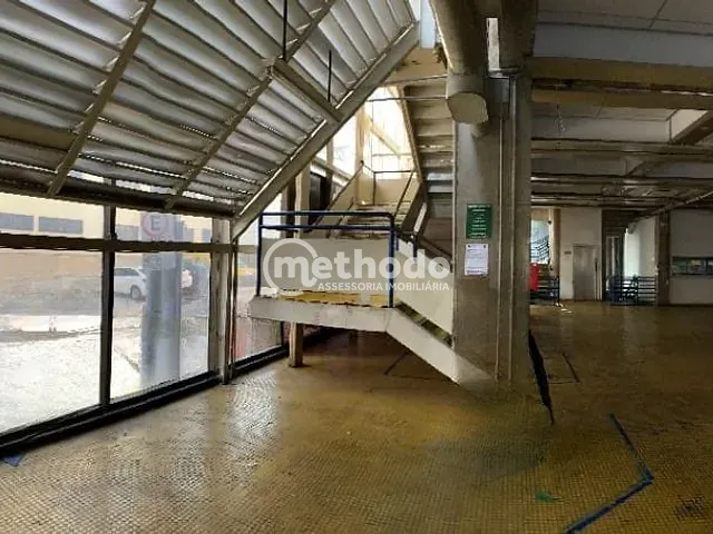Prédio com 709m², à venda ou para alugar, no bairro Centro em Campinas