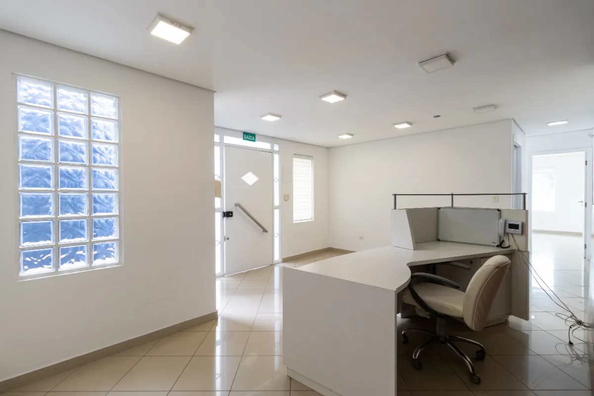 Sobrado para venda em Chácara monte alegre com 6 quartos, 160m²
