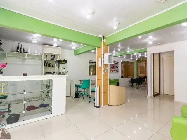 Prédio com 160m², à venda, no bairro Cidade Industrial de Curitiba em Curitiba