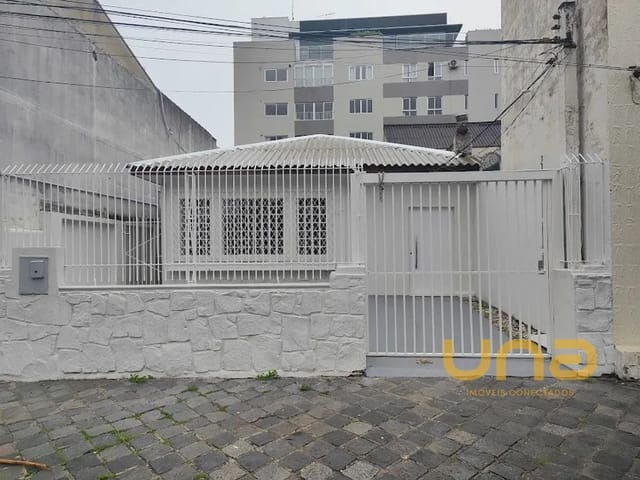 Prédio para alugar, no bairro CENTRO em Curitiba