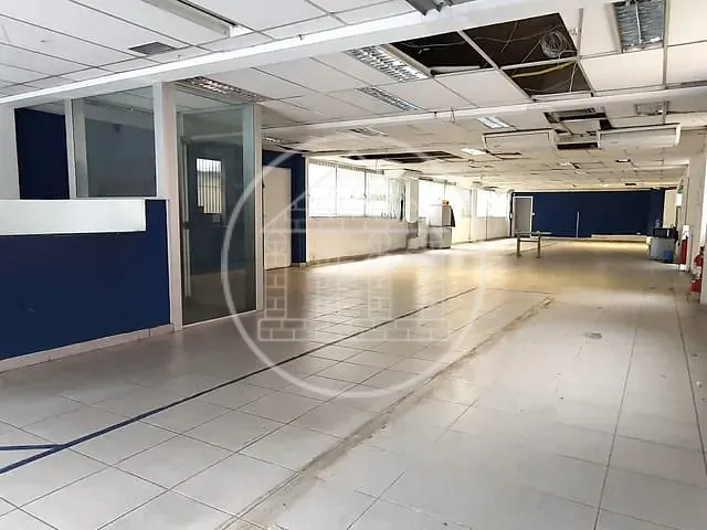Prédio com 1600m², para alugar, no bairro Santo Amaro em São Paulo