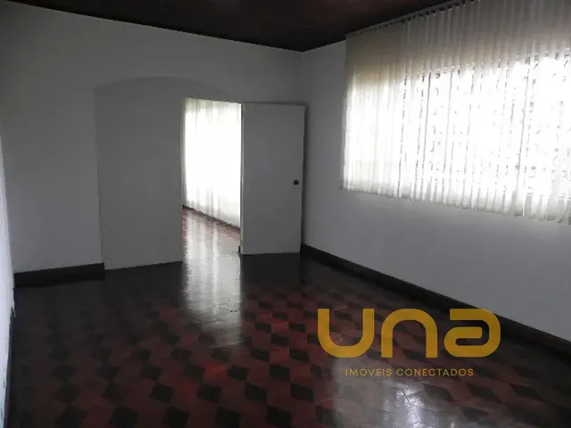 Prédio à venda, no bairro SANTA QUITERIA em Curitiba