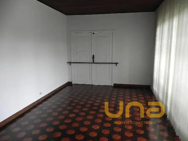 Prédio à venda, no bairro SANTA QUITERIA em Curitiba
