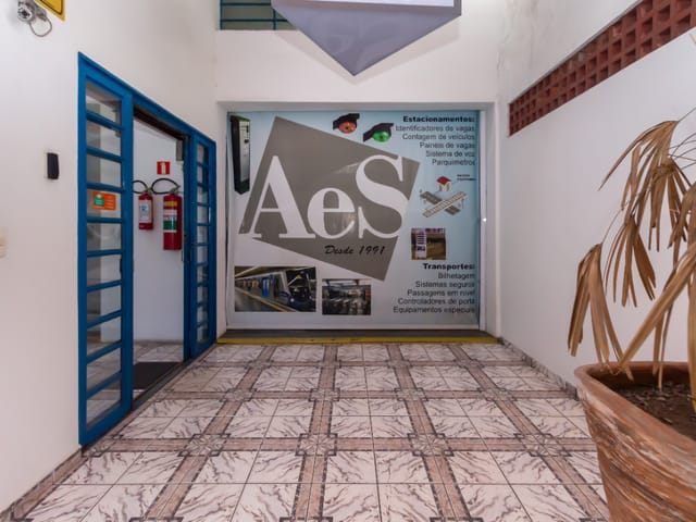 Foto do Prédio - Casa comercial para venda em Instituto de Previdência, 327m² | Lares e Andares Imóveis