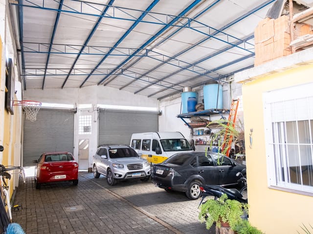 Prédio à venda, no bairro Fragata em Pelotas