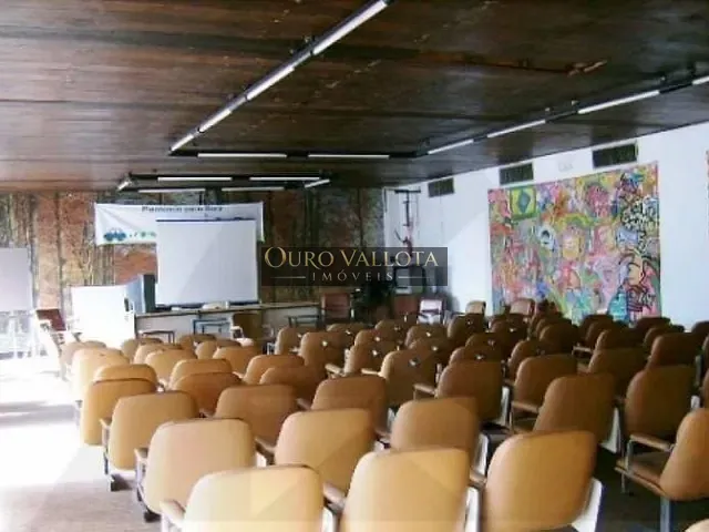 Prédio com 8700m², à venda, no bairro Mooca em São Paulo