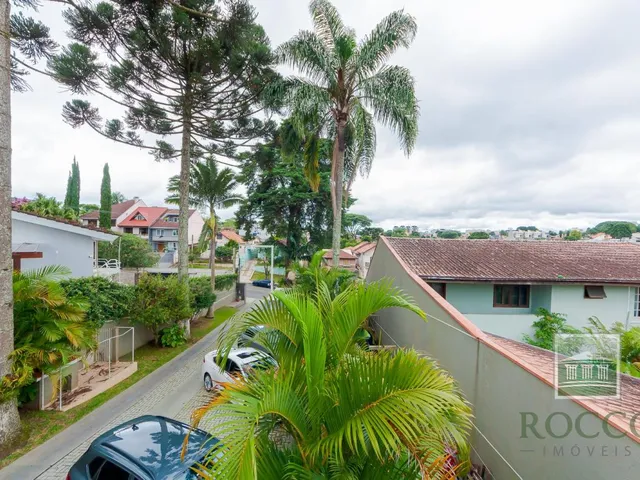 Prédio com 808m² 6 quartos e 6 banheiros, à venda, no bairro Ahú em Curitiba