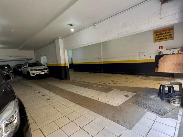 Foto do Prédio - Casa comercial para venda em Sé, 129m² | Lares e Andares Imóveis
