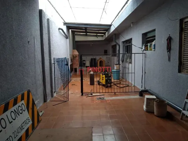 Prédio à venda, no bairro Jardim Lauro Gomes em São Bernardo do Campo