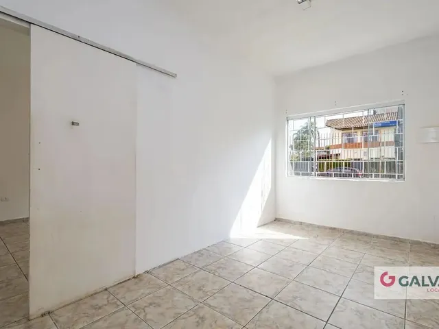 Prédio para alugar, no bairro Santa Quitéria em Curitiba