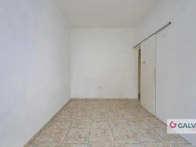 Prédio para alugar, no bairro Santa Quitéria em Curitiba