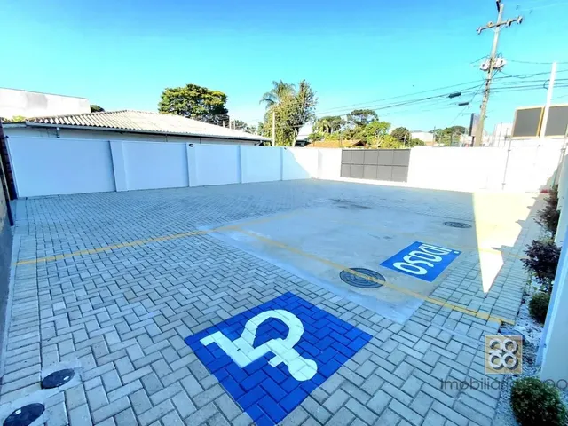 Prédio para alugar, no bairro Hauer em Curitiba
