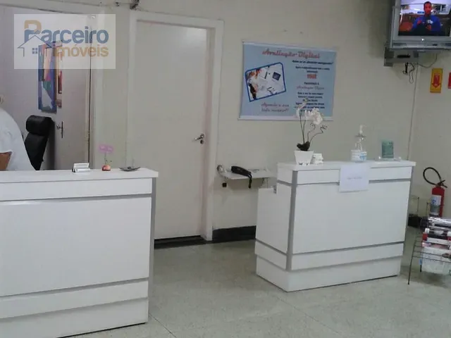 Prédio à venda, no bairro Cidade Patriarca em São Paulo