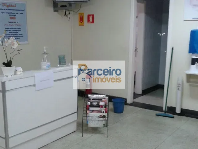 Prédio à venda, no bairro Cidade Patriarca em São Paulo