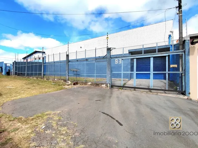 Prédio para alugar, no bairro Fanny em Curitiba