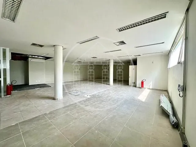 Prédio com 748m², para alugar, no bairro Veleiros em São Paulo