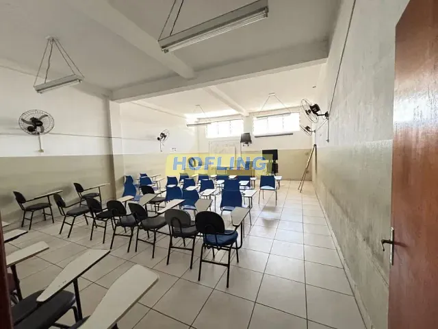 Prédio com 270m², para alugar, no bairro Centro em Rio Claro