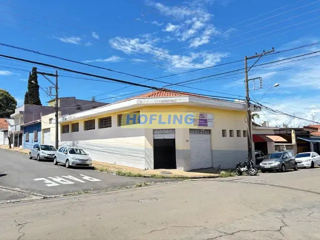 Prédio com 270m², para alugar, no bairro Centro em Rio Claro